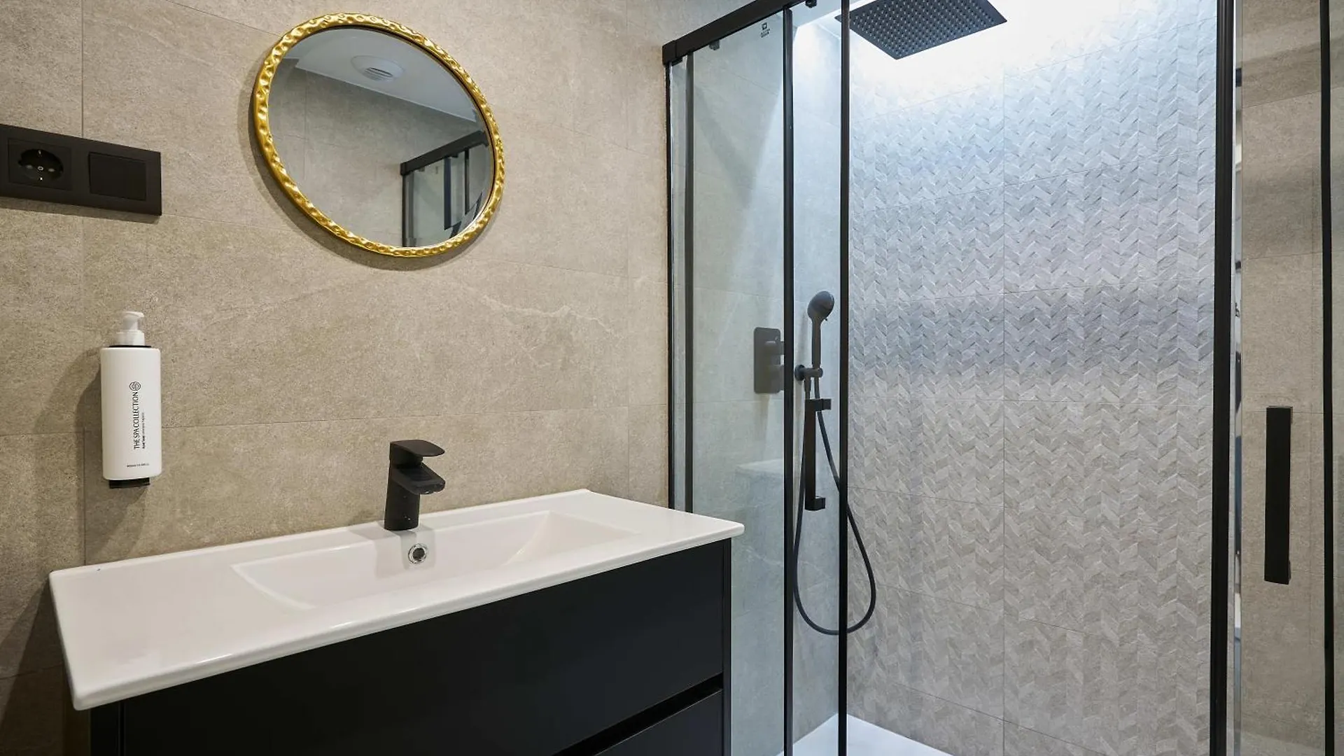 Apartment Apartamento Picasso Con Patio Trasero Malaga Spain