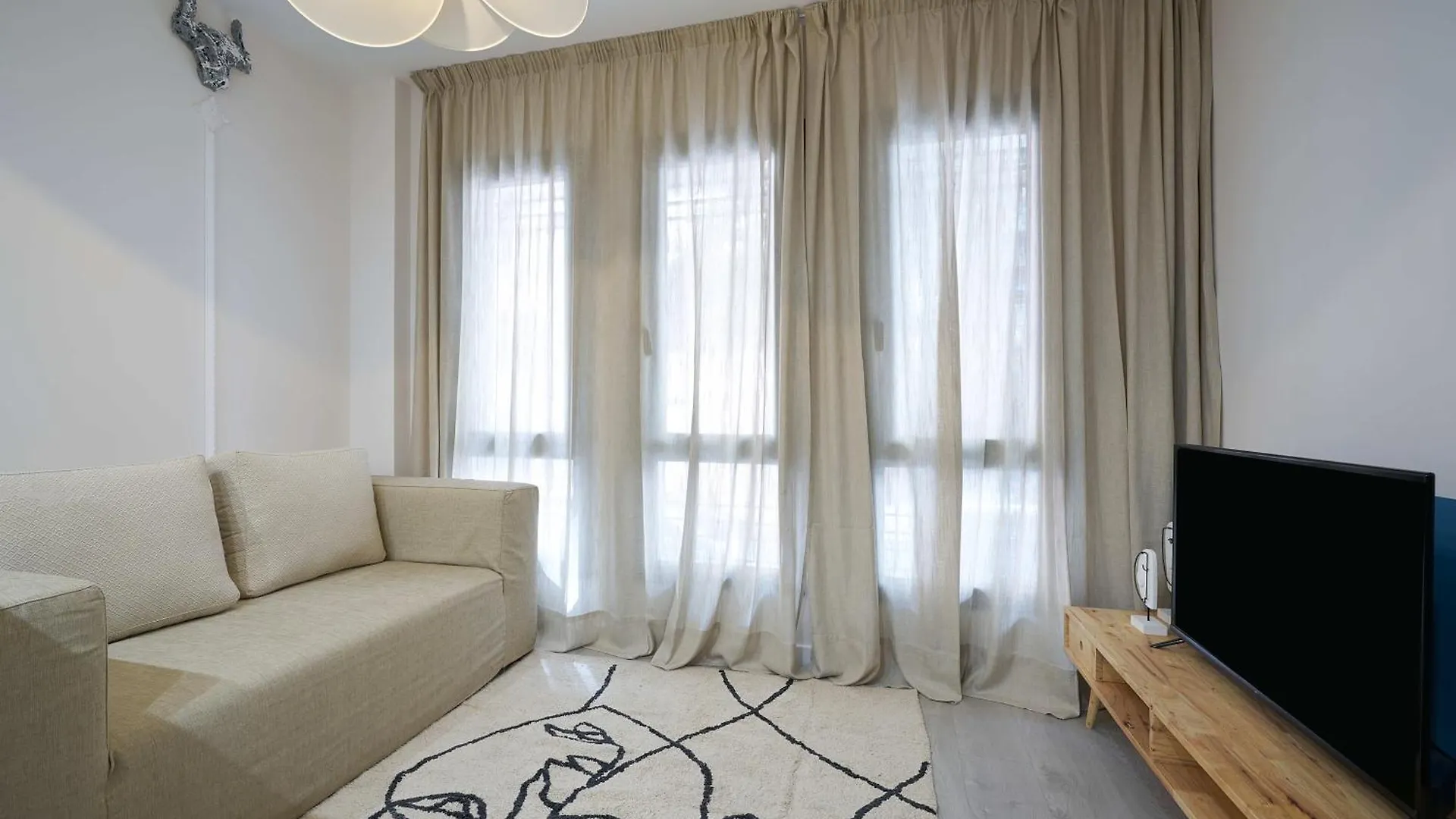 Apartamento Picasso Con Patio Trasero Malaga Spain