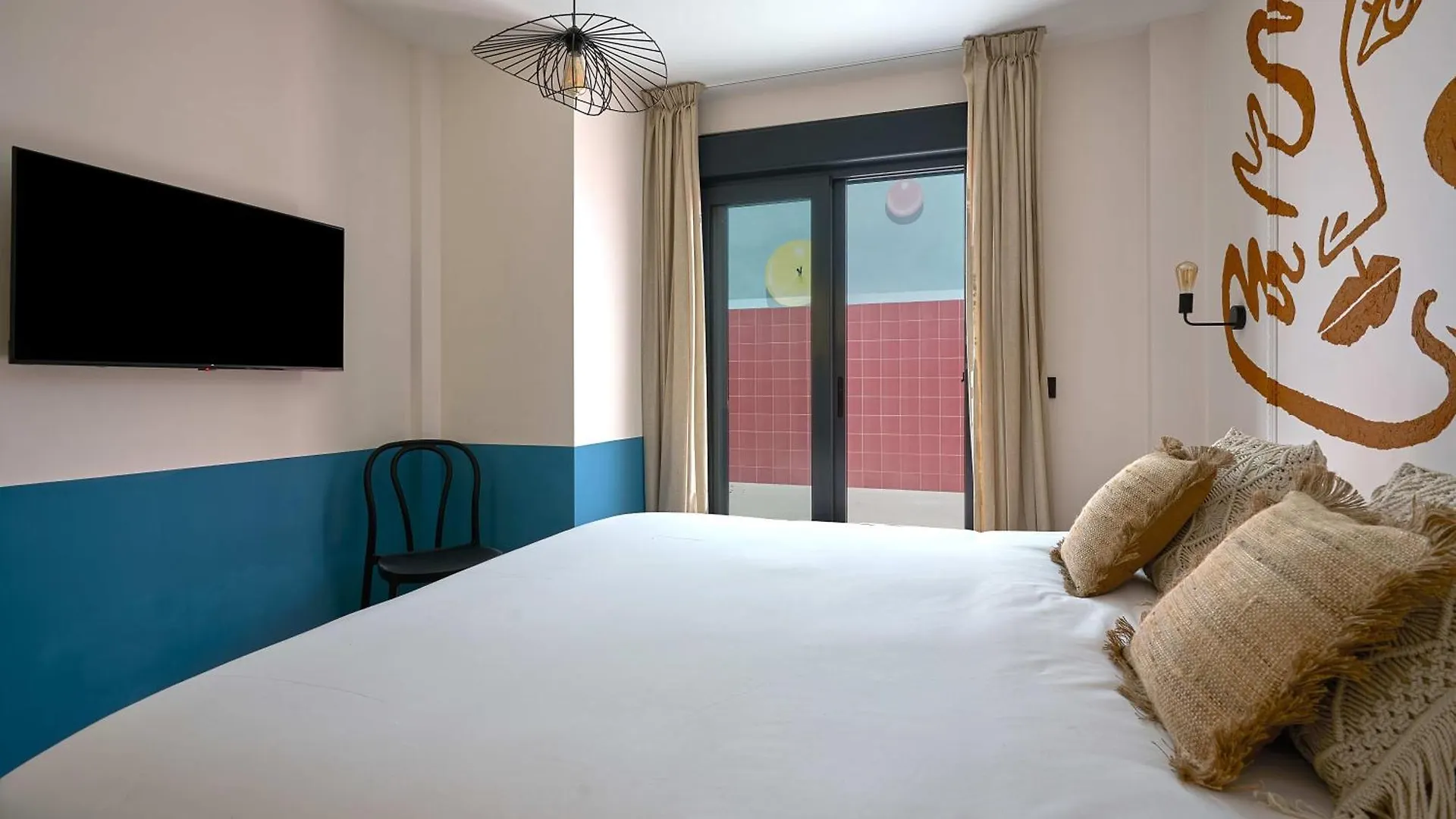 Apartamento Picasso Con Patio Trasero Malaga 0*,  Spain